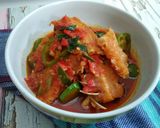 Foto langkah ke 3 dari resep Krecek Asin Tulang Jambal Pedas.