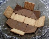 Foto del paso 2 de la receta: Postre de vainilla con galletitas de chocolate y coco