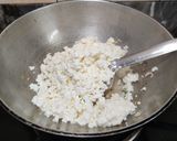 A picture of step 2 of Fried paneer wontons.