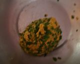 A picture of step 1 of Methi ke theple.
