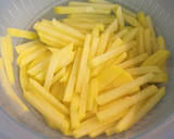 Foto del paso 2 de la receta: Patatas fritas con Paletilla ibérica salteada