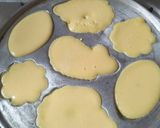 Foto langkah ke 3 dari resep Kue Cubit Setengah Matang.