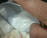A picture of step 3 of Mango milk shake shots.