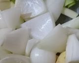 Foto langkah ke 1 dari resep Sup Ayam Hainan Simple.