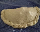 Foto del paso 4 de la receta: Empanada🥟de cebolla caramelizada y carnes🥟🧅🥩