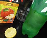 A picture of step 1 of Apple Punch.