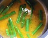 A picture of step 2 of HEALTHY DRUMSTICK & MUNG DAL SOUP.