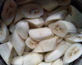 Foto langkah ke 2 dari resep Kolak pisang.