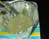 A picture of step 3 of Grapefruit drink.