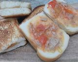 Foto langkah ke 7 dari resep Roti Isi Tuna.
