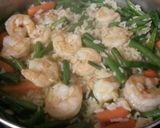 A picture of step 6 of Shrimp and green beans risotto .