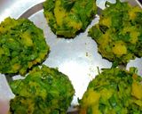 A picture of step 4 of Rava Yogurt Stuffed Idli.
