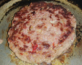 Foto del paso 5 de la receta: Hamburguesa rellena con queso