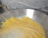 Foto langkah ke 2 dari resep Resep Spaghetti Carbonara.