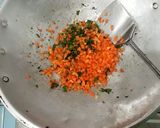 Foto langkah ke 4 dari resep Nasi Goreng Bekal Sekolah.