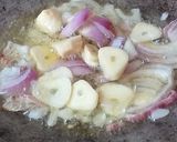 Gambar langkah 5 resipi Sayur Goreng Daun Betik.