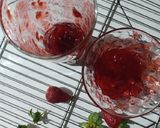 Foto langkah ke 3 dari resep Korean strowberry milk.