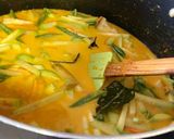 Foto langkah ke 5 dari resep Lontong Sayur.