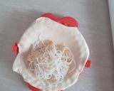 Foto langkah ke 4 dari resep Pastel isi bihun.