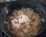 Foto langkah ke 3 dari resep Sop Selada Bola Udang Tahu.