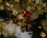 Foto langkah ke 4 dari resep 77. Oseng tahu dan cecek dengan pete.