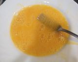 Foto del paso 2 de la receta: Revuelto, de champiñones y gulas de pobre...