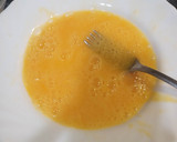 Foto del paso 2 de la receta: Revuelto, de champiñones y gulas de pobre...