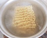 Foto langkah ke 1 dari resep Indomie Carbonara anti Enek 👌.