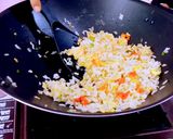 Foto langkah ke 4 dari resep Nasi goreng udang terasi.