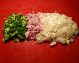 Foto del paso 3 de la receta: Ternera en salsa con guisantes y especias nobles