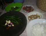 Foto langkah ke 1 dari resep Nasi goreng Sapi cabe ijo.