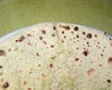 A picture of step 5 of Palak wali Roti.