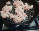 Foto langkah ke 5 dari resep Garlic Butter Rice with Chicken Curry.