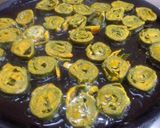 A picture of step 11 of Palak patara (Paalak Roll).