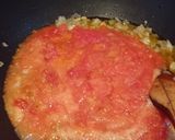 Foto del paso 2 de la receta: Radiatori en salsa de atún