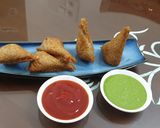 A picture of step 5 of Whole Wheat Bread Samosas.