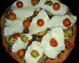 Foto del paso 6 de la receta: Pizza integral de verduras y queso