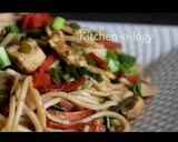 A picture of step 4 of Chicken Hakka Noodles#global.