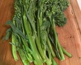 A picture of step 4 of Garlic Ginger Beef and Broccolini.