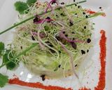 Foto del paso 6 de la receta: Ensaladilla picante de aguacate y cangrejo