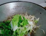 Foto langkah ke 3 dari resep Tumis taoge.