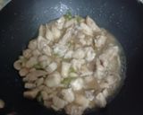 รูปขั้นตอนการทำที่ 4 ของ ผัดกะเพราไก่