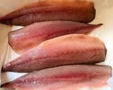 A picture of step 1 of Mackerel in the oven with garlic.