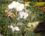 Foto langkah ke 6 dari resep Sayur Daun Singkong Tanpa Santan.