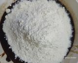 A picture of step 2 of Chocolate Oreo cake.
