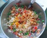 A picture of step 3 of Maggi Magical Toast.