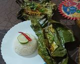 A picture of step 8 of Gondhoraj Pabda Paturi/ Kafir lime fish paturi.