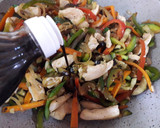 Foto del paso 3 de la receta: Wok de vegetales y pollo