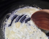 Foto del paso 5 de la receta: Crepes de albahaca y perejil rellenos de bechamel de queso y pollo