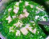Hình bước làm 3 của món Hộp Cơm Vui Vẻ 2(Rau muống xào tỏi,thịt viên sốt...)